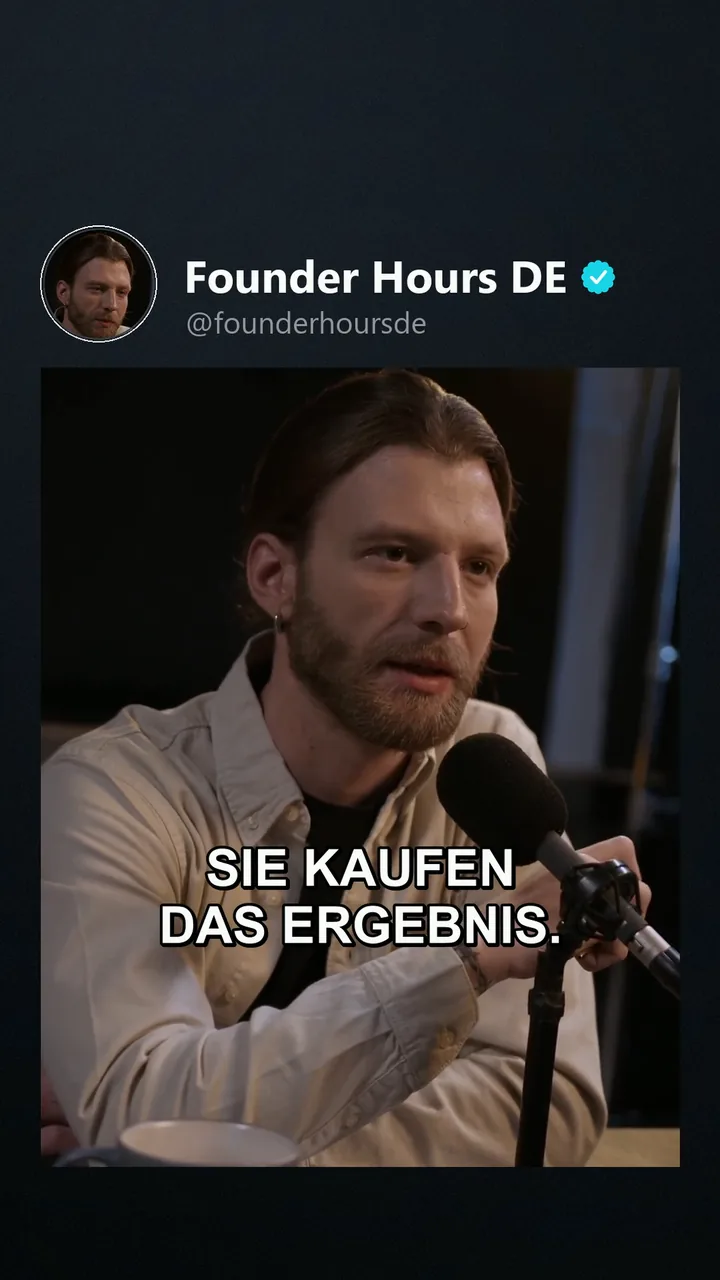 Rendered variant for the German page Founder Hours DE: the same stack with a German hook, German captions and German title